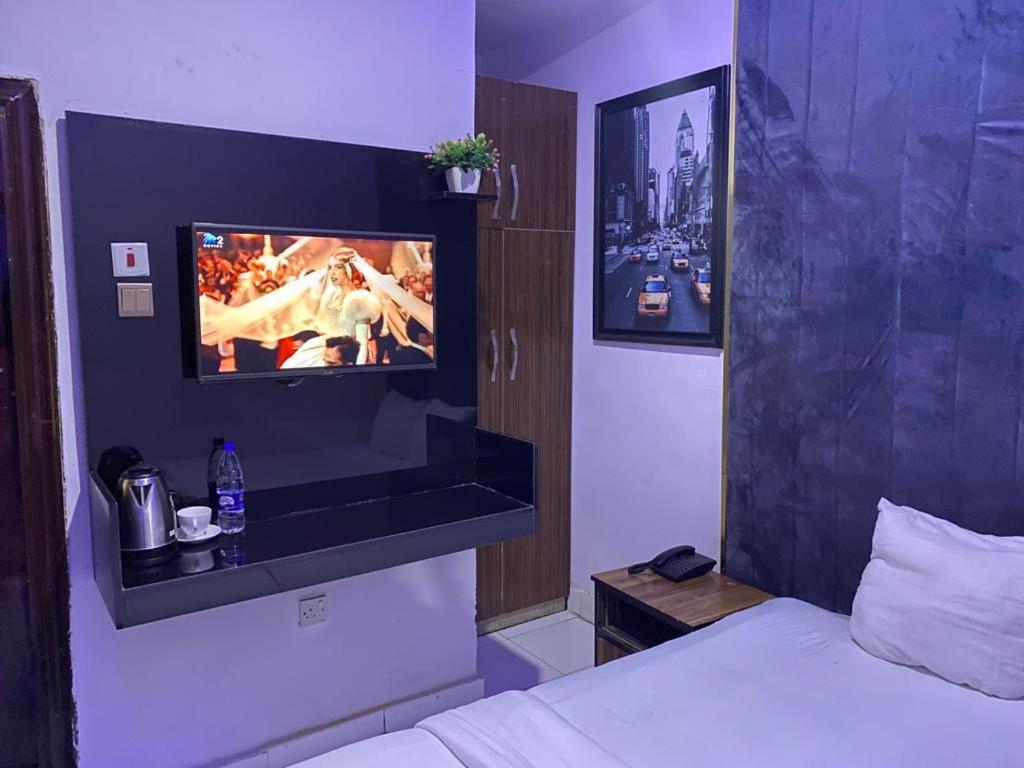 Palazzo Apartments Ikeja Ngoại thất bức ảnh